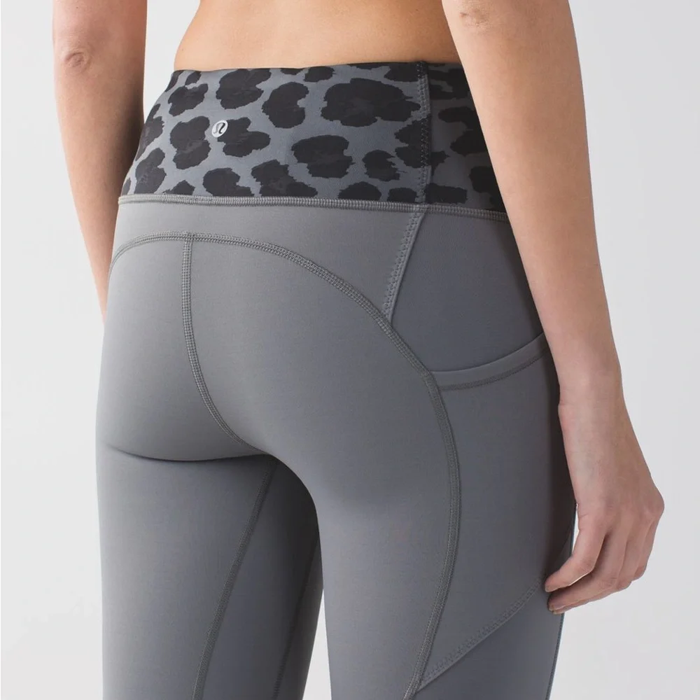 Lululemon All The Right Places Crop |